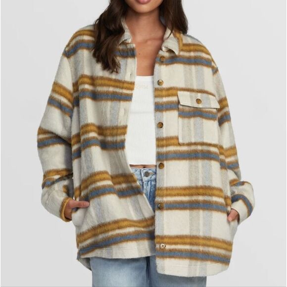 RVCA Birdie Shacket - Picture 2 of 6